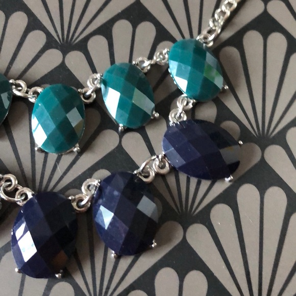 🆕 NWOT green & navy silver necklace !!! - Picture 2 of 4